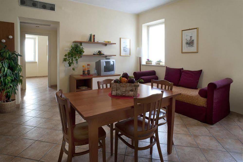 Villa Meli Lupi - Residenze Temporanee بارما المظهر الخارجي الصورة